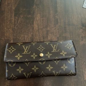 Authentic Louis Vuitton wallet.